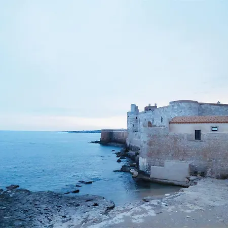 Affittacamere Ciclamino Siracusa Syracuse