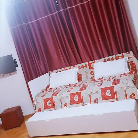 Ciclamino Siracusa Affittacamere 3*
